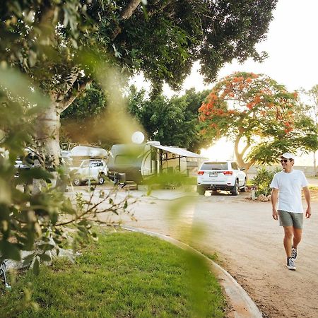 Capricorn Holiday Park Carnarvon Extérieur photo