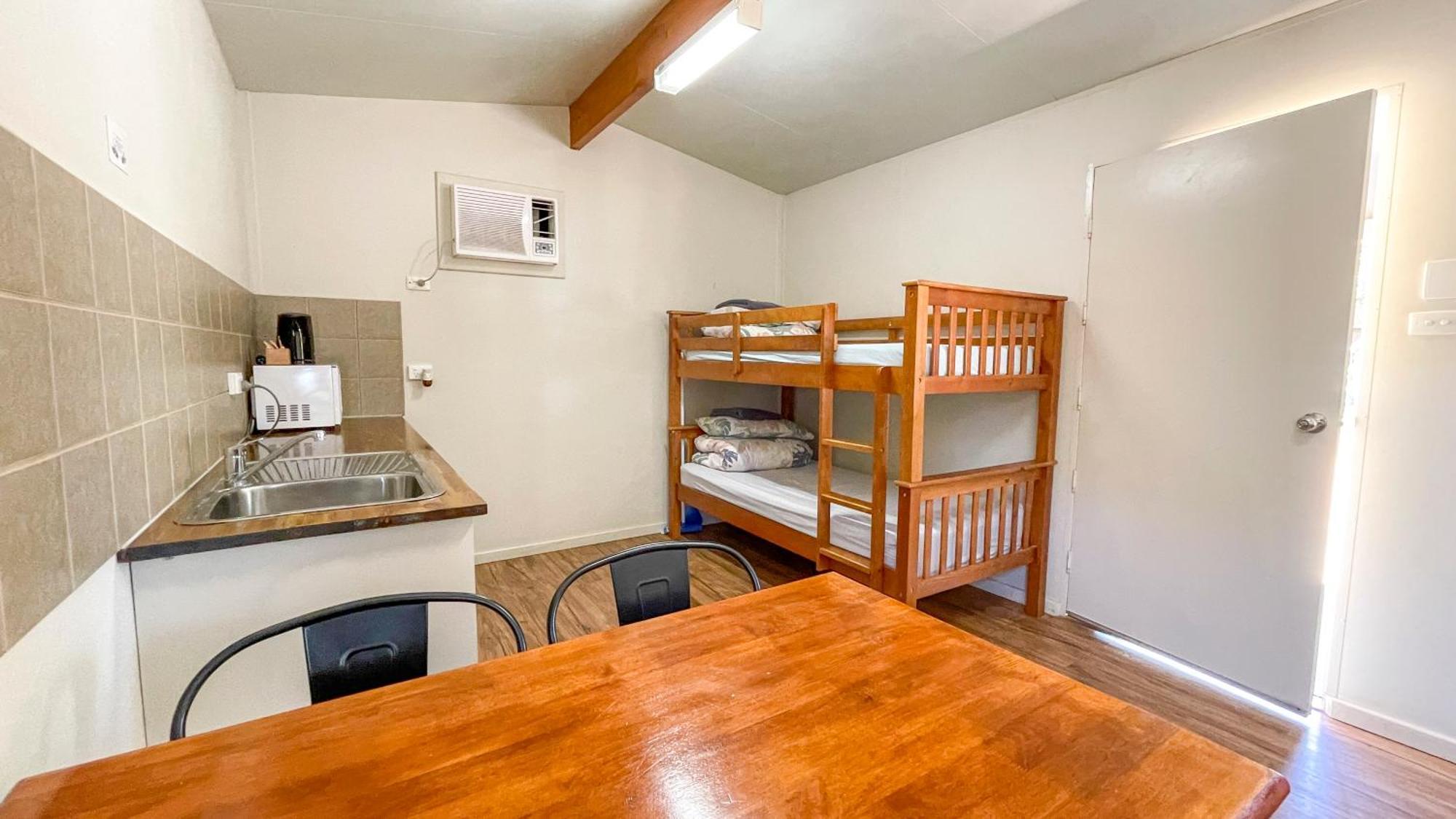 Capricorn Holiday Park Carnarvon Extérieur photo